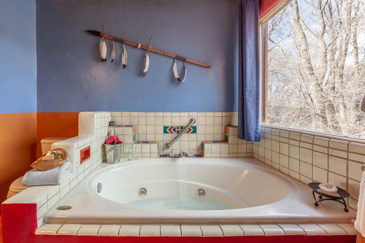 Ranchos de Taos Adobe And Pines Inn Bed And Breakfast מראה חיצוני תמונה