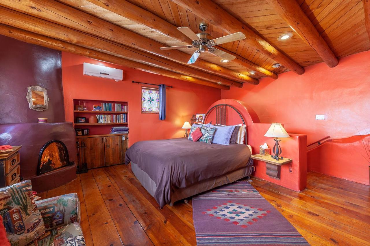 Ranchos de Taos Adobe And Pines Inn Bed And Breakfast מראה חיצוני תמונה