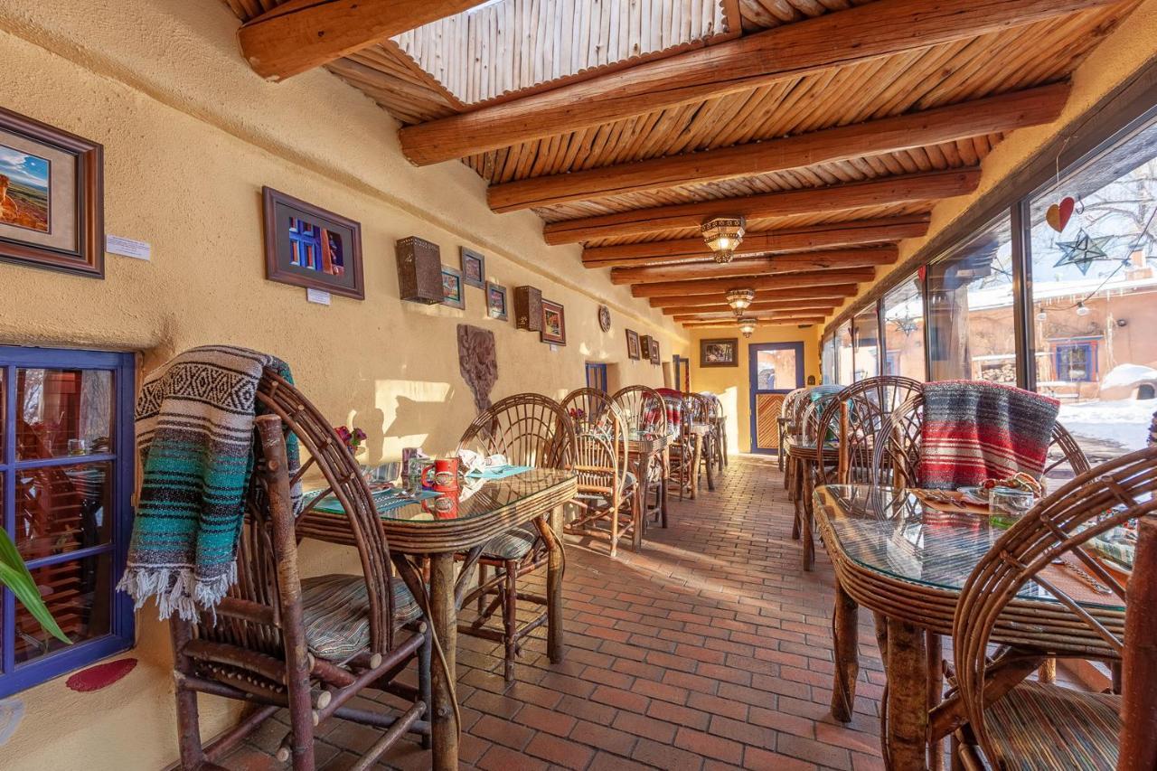 Ranchos de Taos Adobe And Pines Inn Bed And Breakfast מראה חיצוני תמונה