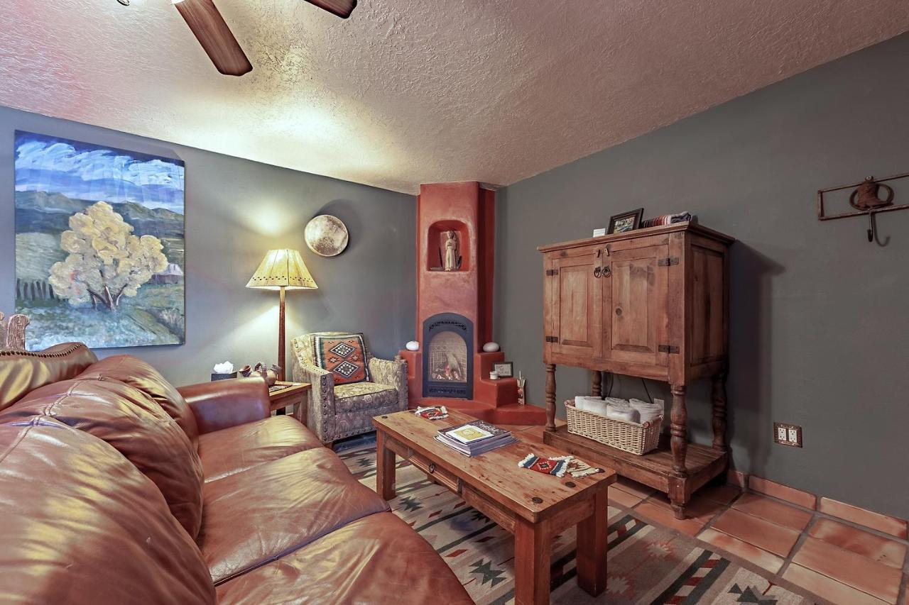 Ranchos de Taos Adobe And Pines Inn Bed And Breakfast מראה חיצוני תמונה
